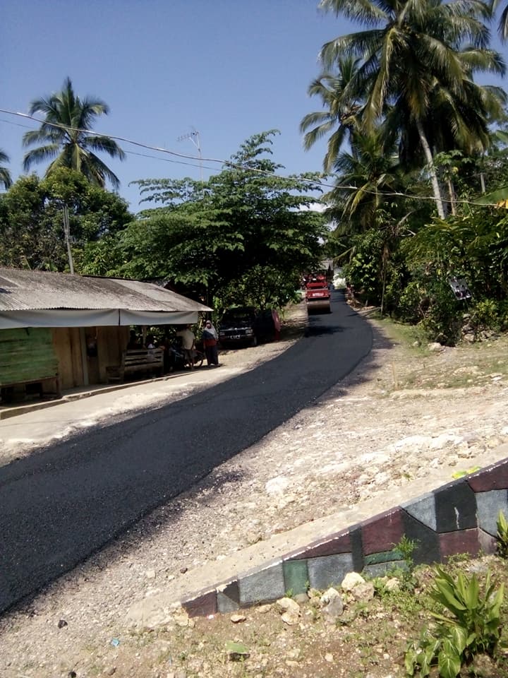 Pemerintah Desa Sidamulih Alokasikan Dana Desa Tahun 2018 ke Jalan Utama Desa