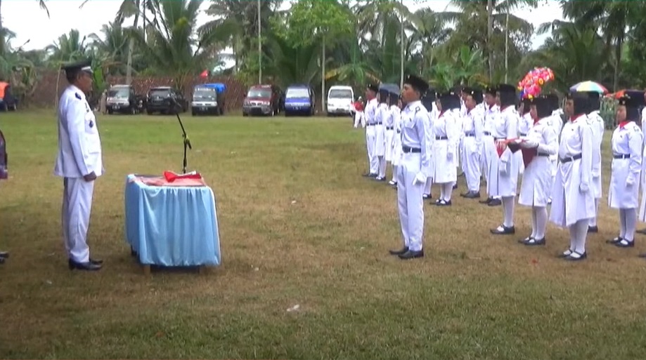 Pemerintah Desa Sidamulih Laksanakan Upacara Pengibaran Bendera
